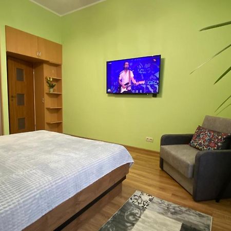 Lublinbnb - Exclusive Family Apartment ------ In The Heart Of Lublin -------------------------------- Bedroom & Living Room & Kitchen ภายนอก รูปภาพ