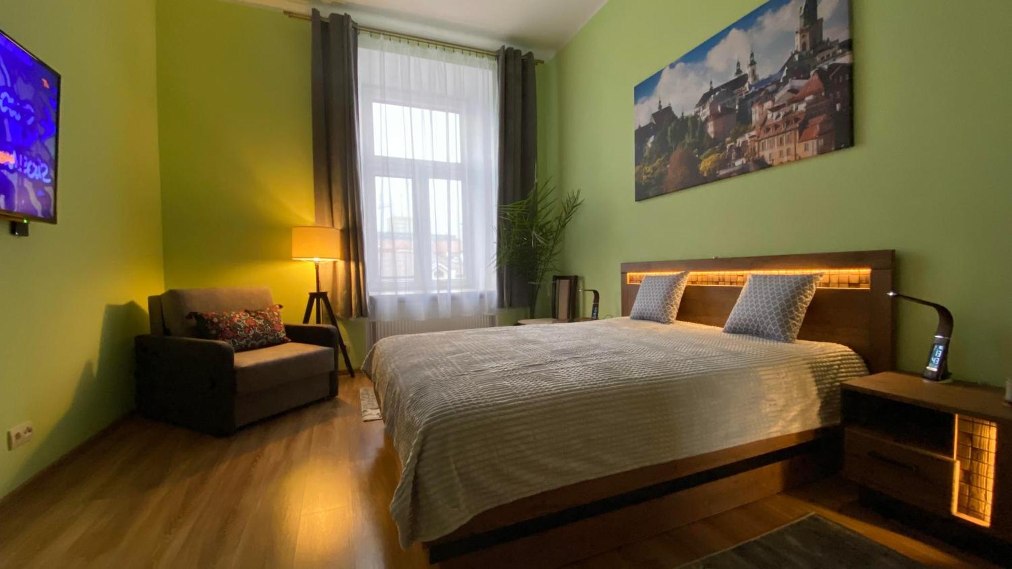 Lublinbnb - Exclusive Family Apartment ------ In The Heart Of Lublin -------------------------------- Bedroom & Living Room & Kitchen ภายนอก รูปภาพ
